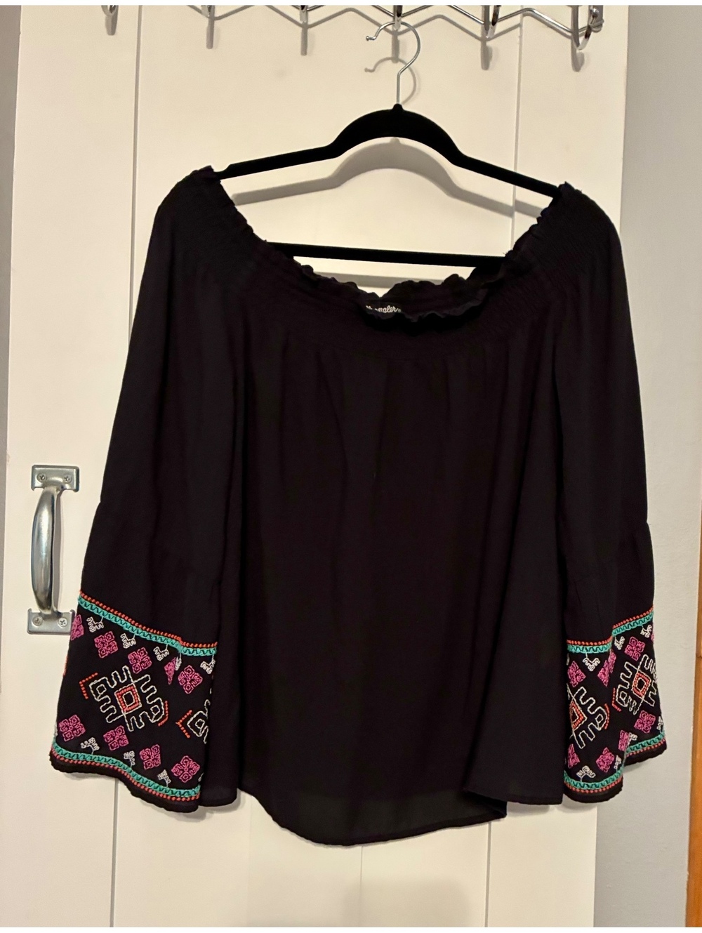 Wrangler Retro Black Embroidered Off-The-Shoulder Boho Top Medium M